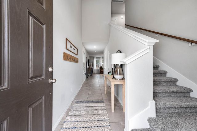 2015 Avenue H, Danbury, TX 77534