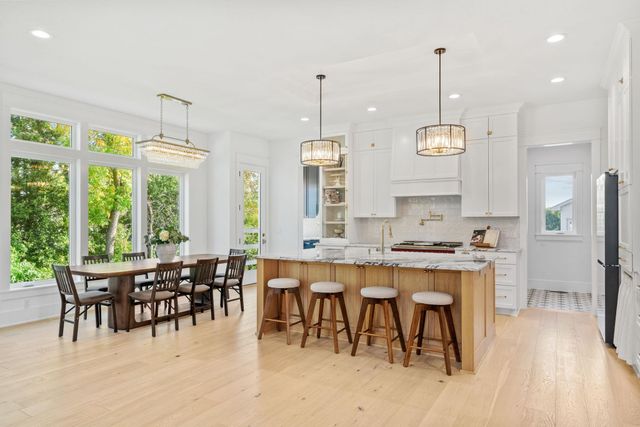 21412 Poate Court, Rogers, MN 55374