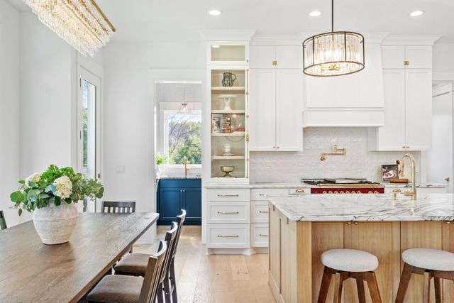 21412 Poate Court, Rogers, MN 55374