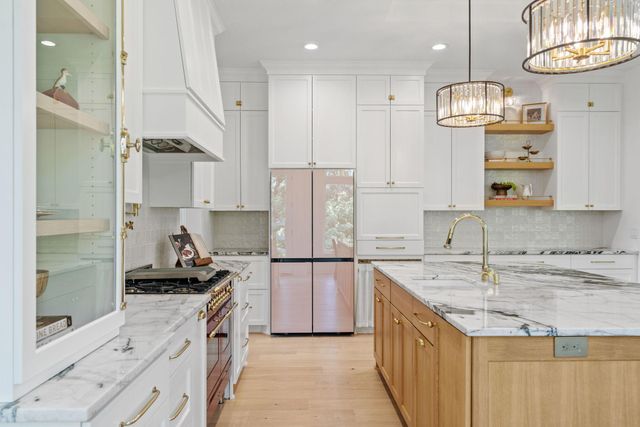 21412 Poate Court, Rogers, MN 55374