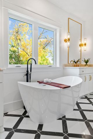 21412 Poate Court, Rogers, MN 55374