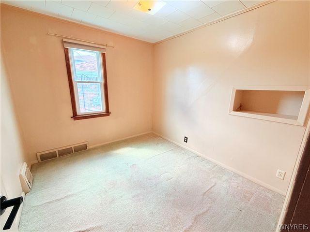 240 Hillside Avenue, Orchard Park, NY 14127