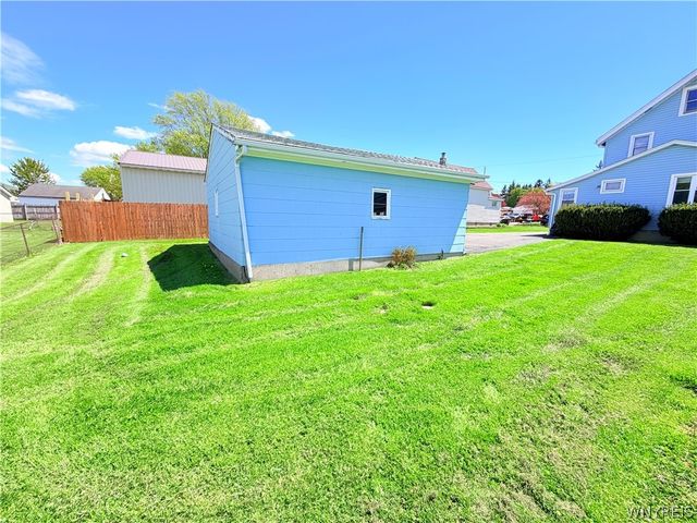 240 Hillside Avenue, Orchard Park, NY 14127