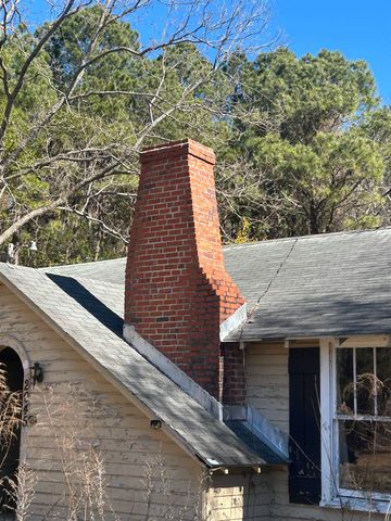 2045 Martin Luther King Hwy., Kingstree, SC 29556