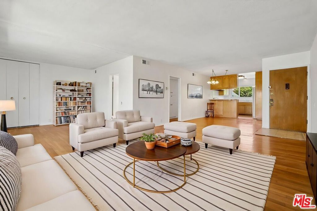 3200 S Sepulveda Boulevard K36, Los Angeles, CA 90034 — exterior