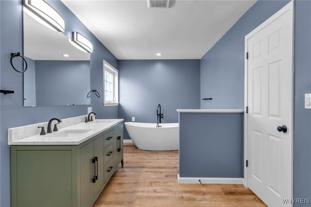 1546 Evergreen Drive, Hamburg, NY 14085