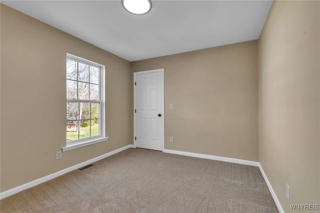 1546 Evergreen Drive, Hamburg, NY 14085