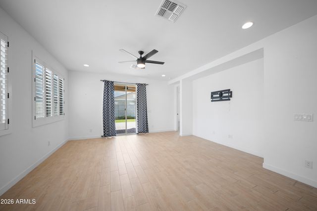 17283 W VALENTINE Street, Surprise, AZ 85388