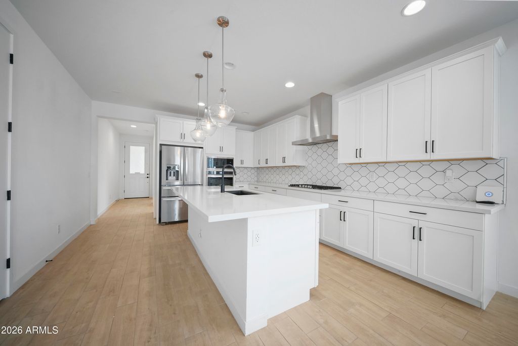 17283 W VALENTINE Street, Surprise, AZ 85388 — photo 4