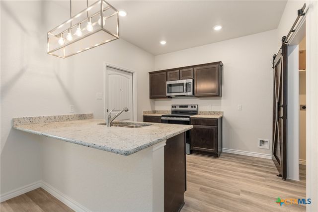 111 Logan Court, Copperas Cove, TX 76522