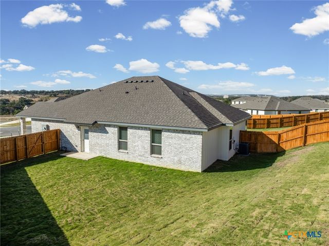 111 Logan Court, Copperas Cove, TX 76522