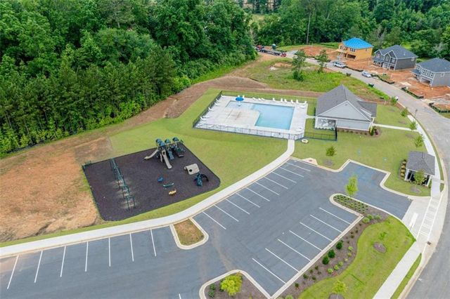 202 Freshwater Court, Lagrange, GA 30241