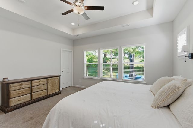 7143 Pepper Tree Cir, Fairview, TN 37062