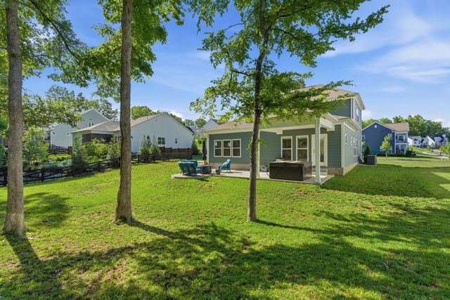 7143 Pepper Tree Cir, Fairview, TN 37062