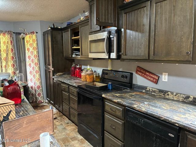 353 County Road 5051, Booneville, MS 38829