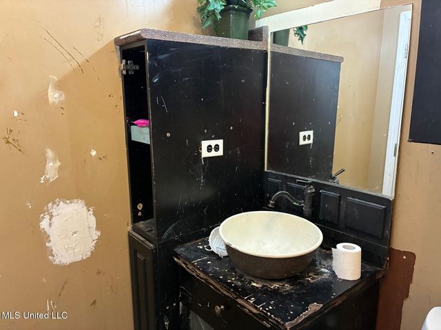 353 County Road 5051, Booneville, MS 38829
