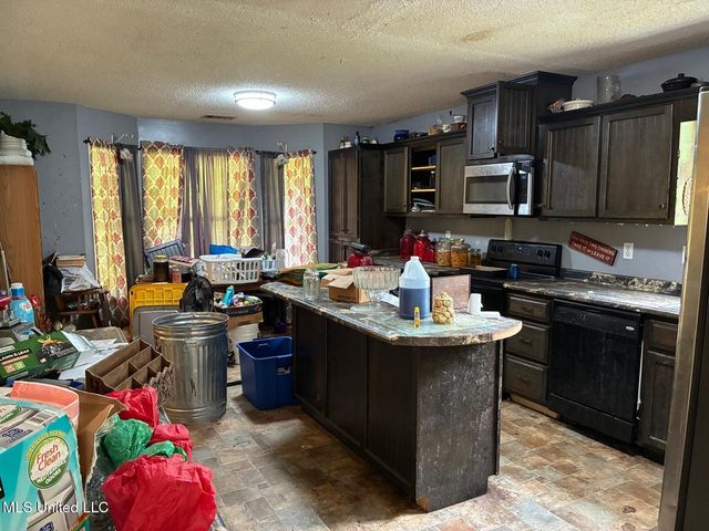 353 County Road 5051, Booneville, MS 38829