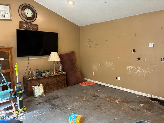 353 County Road 5051, Booneville, MS 38829