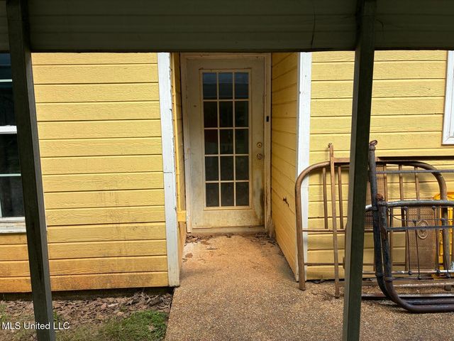 353 County Road 5051, Booneville, MS 38829