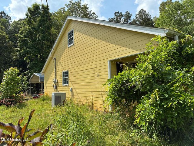 353 County Road 5051, Booneville, MS 38829