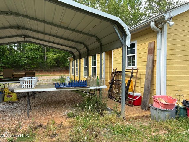 353 County Road 5051, Booneville, MS 38829