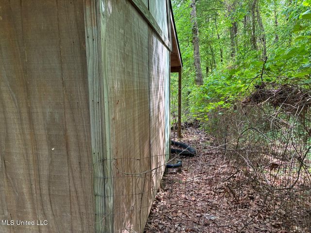 353 County Road 5051, Booneville, MS 38829