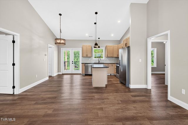 155 Walton Circle, Mosheim, TN 37818