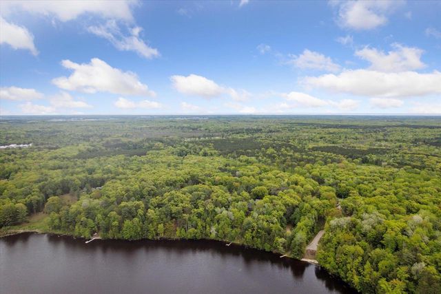 4901 SPIREA ROAD, Oconto, WI 54153