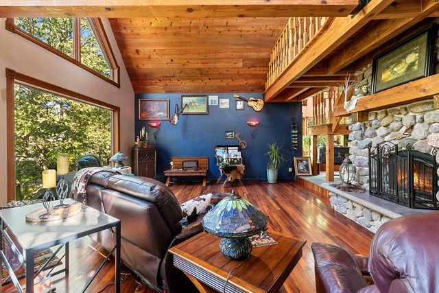 4901 SPIREA ROAD, Oconto, WI 54153