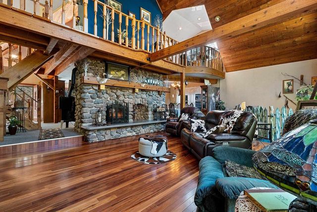 4901 SPIREA ROAD, Oconto, WI 54153