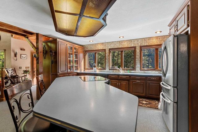 4901 SPIREA ROAD, Oconto, WI 54153