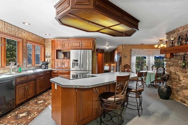 4901 SPIREA ROAD, Oconto, WI 54153