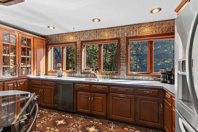 4901 SPIREA ROAD, Oconto, WI 54153