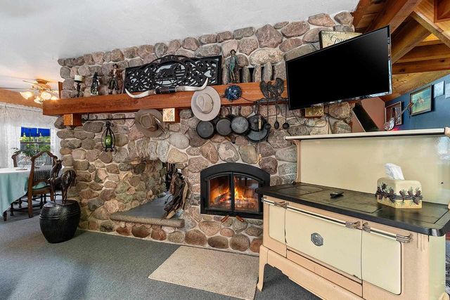 4901 SPIREA ROAD, Oconto, WI 54153