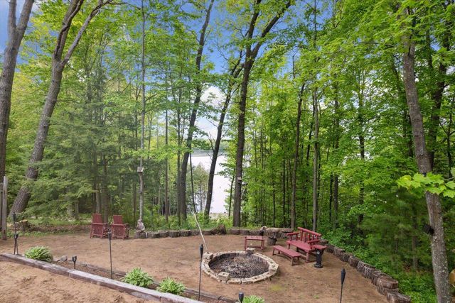 4901 SPIREA ROAD, Oconto, WI 54153