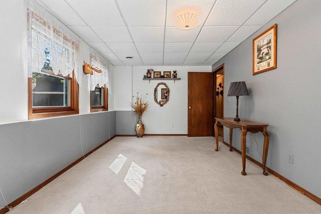 4901 SPIREA ROAD, Oconto, WI 54153