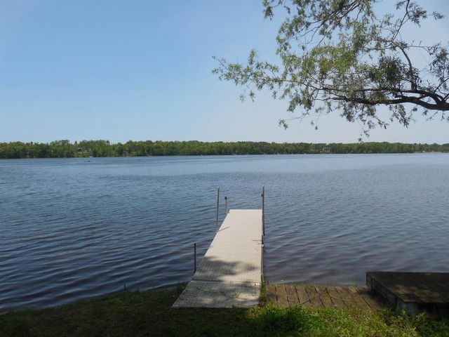4901 SPIREA ROAD, Oconto, WI 54153