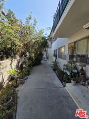 1532 N Harvard Boulevard 8, Los Angeles, CA 90027