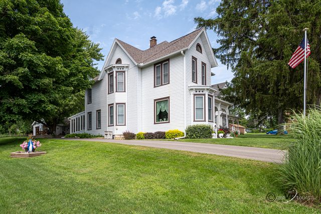 601 Franklin Street, Scales Mound, IL 61075