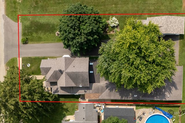 601 Franklin Street, Scales Mound, IL 61075