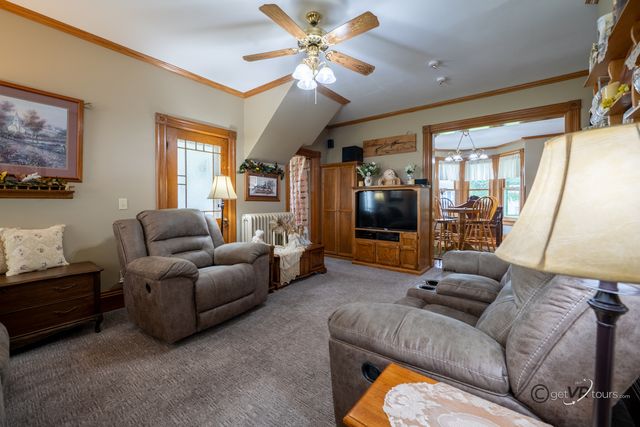 601 Franklin Street, Scales Mound, IL 61075