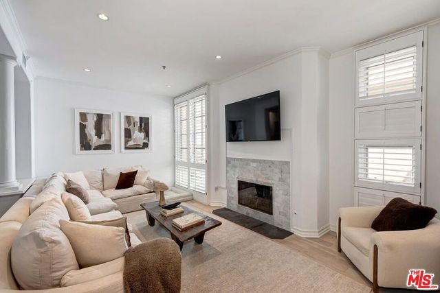 9001 Dayton Way D, Beverly Hills, CA 90211