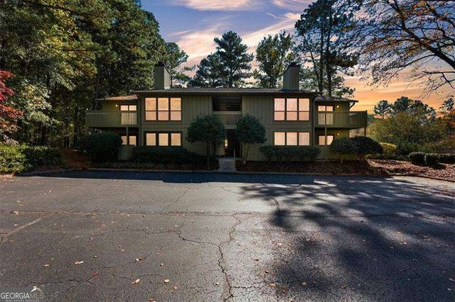 501 Dunbar Drive, Atlanta, GA 30338
