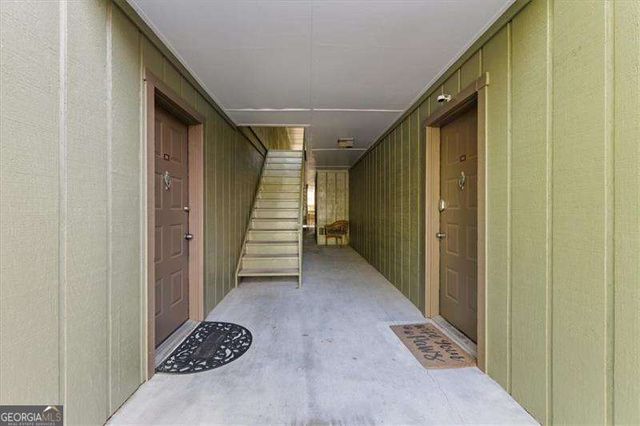 501 Dunbar Drive, Atlanta, GA 30338