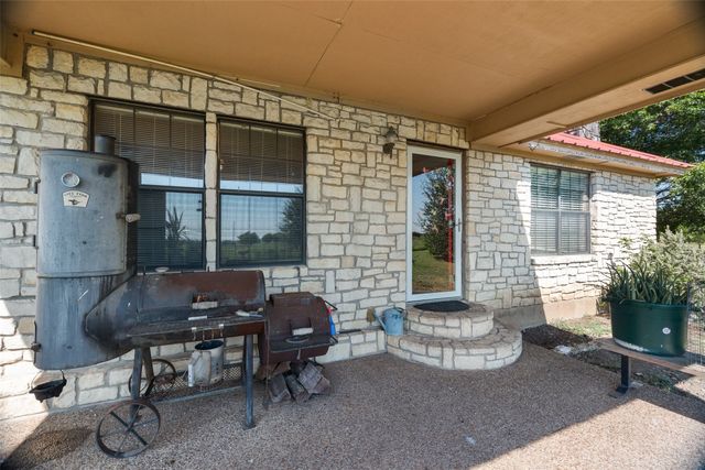 6849 County Road 1232, Godley, TX 76044