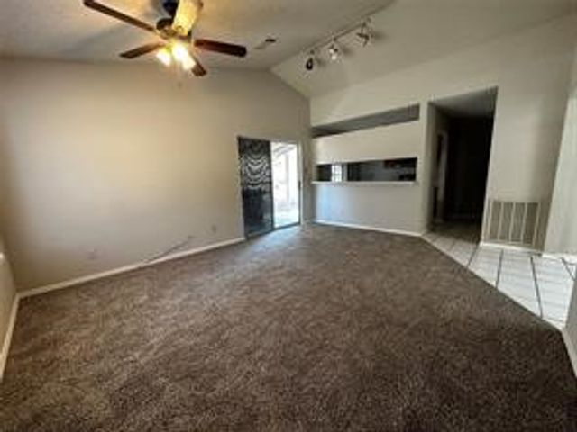 9909 Pack Saddle Trail, Fort Worth, TX 76108