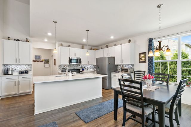 6706 Killala Drive, Mchenry, IL 60050
