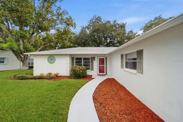8405 DIVOT WAY, Port Richey, FL 34668