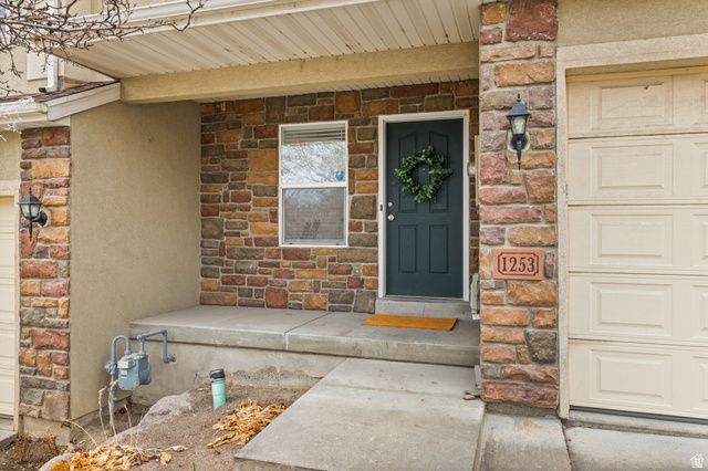 1253 W BORTHWICK WAY, Murray, UT 84123