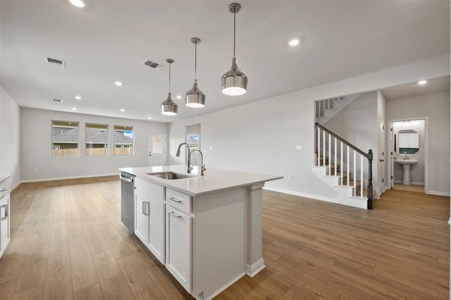 132 Arlington Park LOOP, Hutto, TX 78634